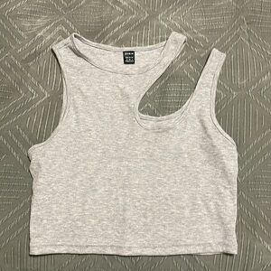 SHEIN, never worn-too big for my chest